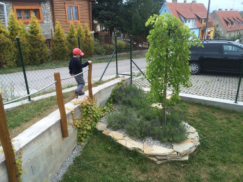 Penzion Emilia Ruzomberok Exteriör bild