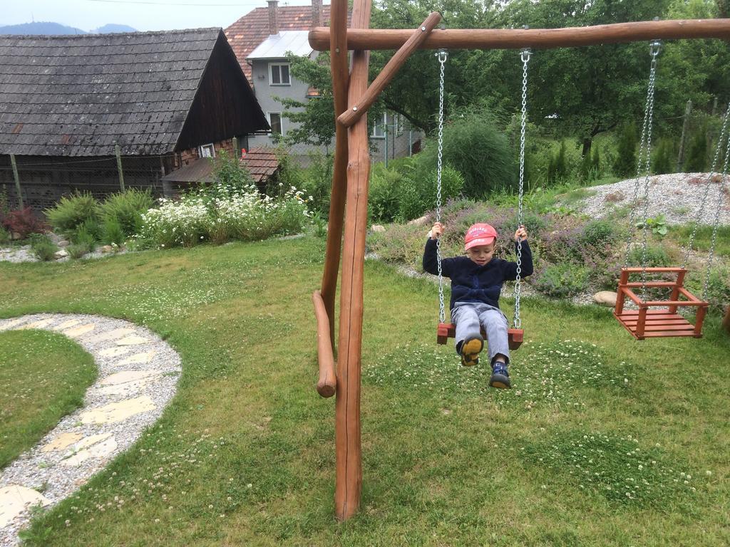 Penzion Emilia Ruzomberok Exteriör bild