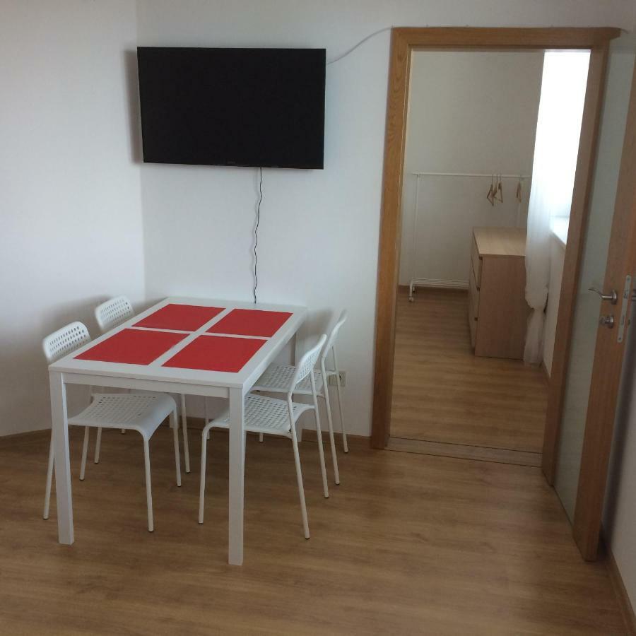 Penzion Emilia Ruzomberok Exteriör bild